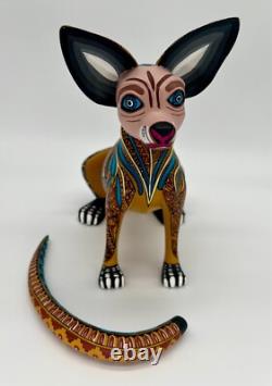 CHIEN - Magnifique alebrije en bois sculpté à la main, unique en son genre, provenant d'Oaxaca, Mexique