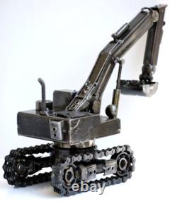 Cadeau de retraite unique en son genre, sculpture en métal de récupération d'excavateur, cadeau wow pour papa