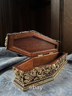 Cercueil/Boîte vintage fait main, unique en son genre, avec un montage élaboré