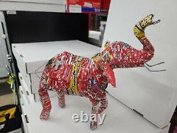 Coca Cola Un éléphant artisanal unique fabriqué à Johannesburg en Afrique du Sud