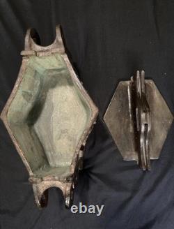 Conteneur de rangement en céramique fait main, unique en son genre. Ouvert aux offres.