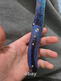 Couteau de collection unique avec manche en Timascus et lame en damas peau de dragon