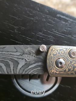 Couteau de poche William Henry unique trimestriel. Topaze naturelle Koftgari 24k.