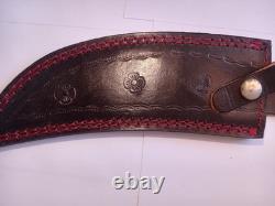 Couteau pirate en damas unique en son genre