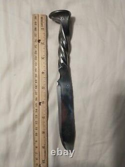 Couteau unique fait main à partir d'un clou de chemin de fer, en acier inoxydable, de 9 1/2 pouces.