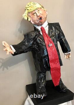 Donald Trump, figurine unique en papier mâché, fabriquée à la main aux États-Unis.