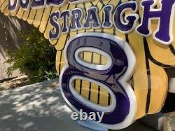 ÉNORME ! Un panneau unique Duesenberg Straight 8 ! 6 PIEDS DE LARGE ! Aspect 3D