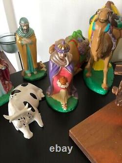 Ensemble de crèche unique et artisanal
