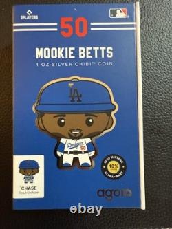 Ensemble de deux objets de collection rares de Mookie Betts. Argent et or 24 carats, pièces uniques.