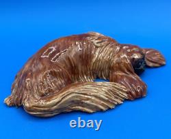 Eve Pearce, Angleterre, Figurine de chien Pékinois en porcelaine faite à la main, unique en son genre