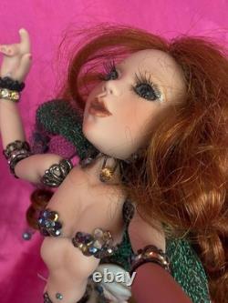 Exquise poupée d'art de fée bijou OOAK Flutter par Marion Blair, artiste nommée pour le prix DOTY