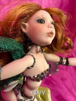 Exquise poupée d'art de fée bijou OOAK Flutter par Marion Blair, artiste nommée pour le prix DOTY
