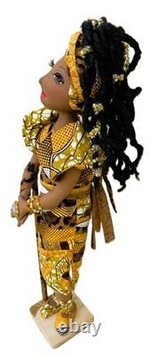 Fatima ? Image positive, confiante #poupée en tissu africaine faite main unique en son genre
