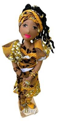 Fatima ? Image positive, confiante #poupée en tissu africaine faite main unique en son genre