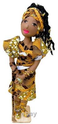 Fatima ? Image positive, confiante #poupée en tissu africaine faite main unique en son genre
