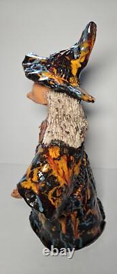 Figurine de sorcière en poterie artisanale vintage, pièce unique