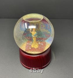 Globe de neige vintage avec le logo de Columbia Pictures, dame de la torche, publicité unique en son genre