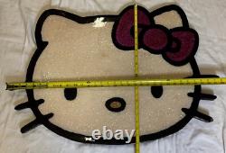 Grande pièce unique en résine Hello Kitty 32 personnalisée avec éclat