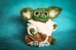 Handcrafted Bébé Yoda Star Wars Collectables D'une Rare Si A Kind