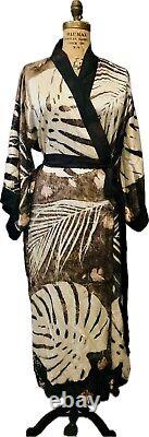 Kimono en soie fait main unique Teint à la main, peint taille unique convient à la plupart