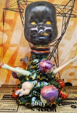 L'Infernale Tannenbaum Figurine Originale des Trois Visages de la Saison des Deuils