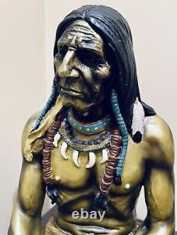 L'une D'une Sorte, Peinte À La Main Grande Statue D'un Indien Amérindien