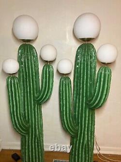 Lampadaires de sol en plâtre de saguaro antique uniques emblématiques du sud-ouest du milieu du siècle