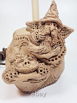 Lampe de Sorcier Fantaisie - Unique en Son Genre Sculptée en Béton