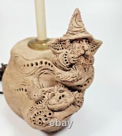 Lampe de Sorcier Fantaisie - Unique en Son Genre Sculptée en Béton