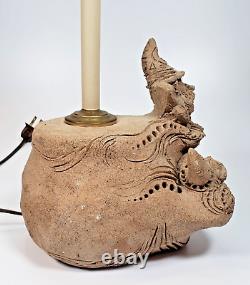 Lampe de Sorcier Fantaisie - Unique en Son Genre Sculptée en Béton