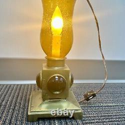 Lampe de table française des années 1950 en laiton postmoderne électrifiée style bougeoir nautique unique en son genre