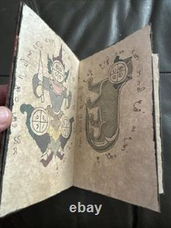 Livre rare ancien de tatouages birman / Parabaik birman fait main, œuvre d’art originale