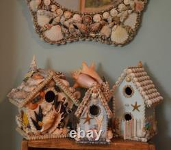 Maison de jardin décorative en coquillage vintage 2005, artisan signée, unique en son genre