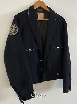 Manteau d'uniforme de tournée de bus vintage de New York City Unique en son genre 1965 En excellent état