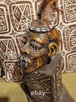 Mug tiki tête rétrécie de Gecko'z South Sea Arts unique en son genre avec support personnalisé Gecko