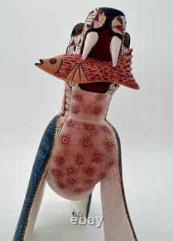OURS POLAIRE Avec POISSON - Un alebrije en bois sculpté à la main, unique en son genre, de Oaxaca, Mexique
