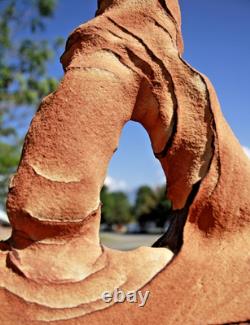 Original, Unique, Arche en grès par Jack Cluff. Base de 7,25.