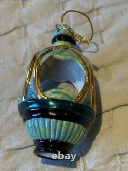 Ornement en porcelaine Prince Grenouille M Lawrence 1998 unique en son genre