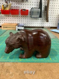 Ours Grizzly en acajou sculpté à la main, unique en son genre, 3 lbs