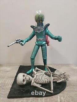 PIÈCE RARE. Œuvre unique sur le thème Mars Attacks. Martien/Alien/Laser/Squelette