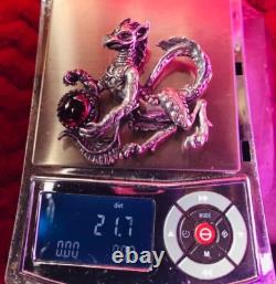 Pendentif artistique Griffin 925 unique avec un grenat, original de JKL