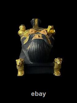 Pièce Unique pour le Roi Toutankhamon allongé sur son lit, Réplique de Musée