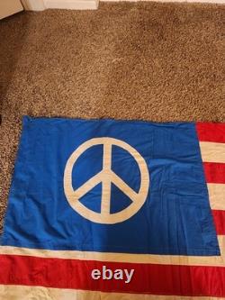 Pièce vintage unique en son genre, signe de paix, drapeau/bannière américain fait main, 106 x 53, années 60