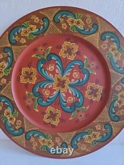 Plaque en bois peinte à la main en rosemaling norvégien, pièce unique, 16 po de diamètre