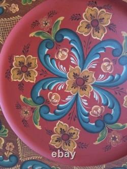 Plaque en bois peinte à la main en rosemaling norvégien, pièce unique, 16 po de diamètre