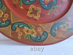 Plaque en bois peinte à la main en rosemaling norvégien, pièce unique, 16 po de diamètre