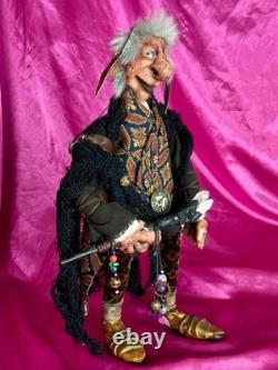 Poupée d'artiste en argile polymère steampunk fantastique OOAK Troll Gardien du Temps Mixed Media