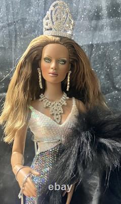 Poupée de collection OOAK repeinte Tonner Tyler Wentworth Integrity Toys Barbie