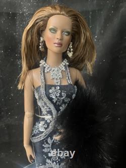 Poupée de collection OOAK repeinte Tonner Tyler Wentworth Integrity Toys Barbie