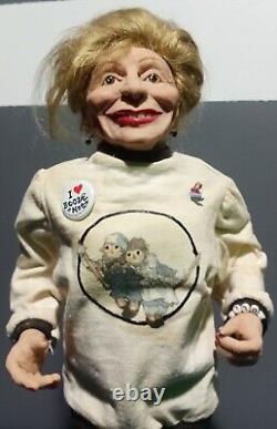 Poupée de collection de personnages sculptés à la main vintage de Linda Kay (signée/unique)